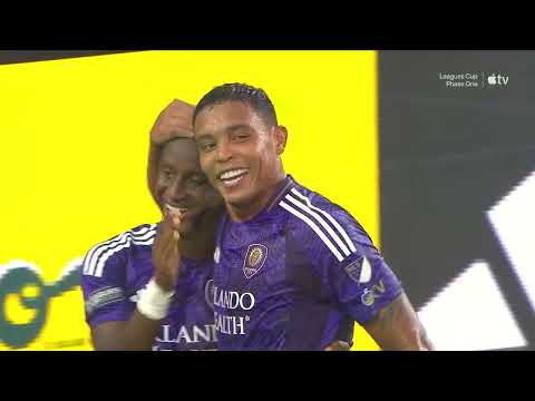 Triplete del colombiano Luis Muriel ante Necaxa