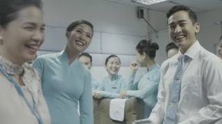 Một ngày làm tiếp viên của Vietnam Airlines | Phóng sự | 2016