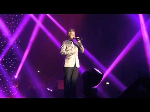 Jonathan Ansell Performs Nessun Dorma - Official Pride Ball 2011 Video
