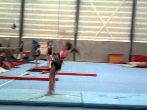 Veerle Clavan hele schroef achterover in gordel