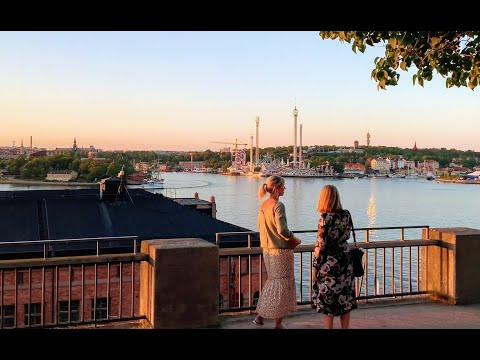 Stockholm Walks: Cornelisparken - Fjällgatan on a warm summer night