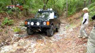preview picture of video 'Range Rover Classic LWB at ORV park Hot springs AR'