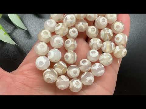 3 ока, агат Дзі білий 10мм, гранований
