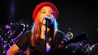 20111028 Russian Red - Casper (new song)