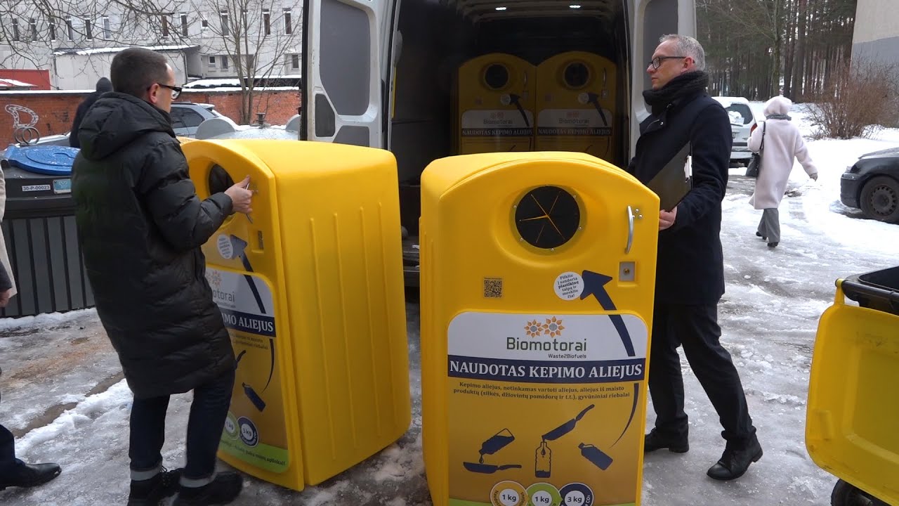 В Висагинасе появились контейнеры для сбора использованного растительного масла