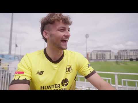 "Who is the worst and best dressed?" | Teammates with Gloucestershire captain Graeme van Buuren