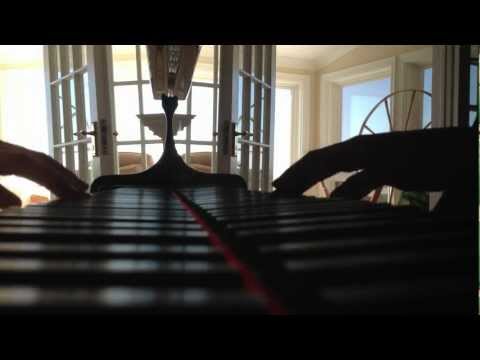 Opening for Howl's Moving Castle Theme on Piano