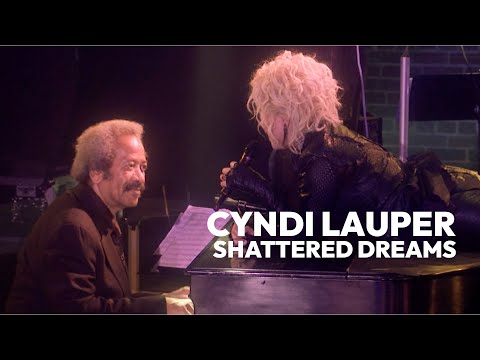 Cyndi Lauper – Shattered Dreams (Live in Memphis)