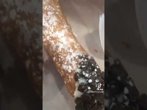 Allegretti's Bakery on 7717 W Lawrence Ave, Norridge, IL! #food #foodie #chicago #dessert #bakery