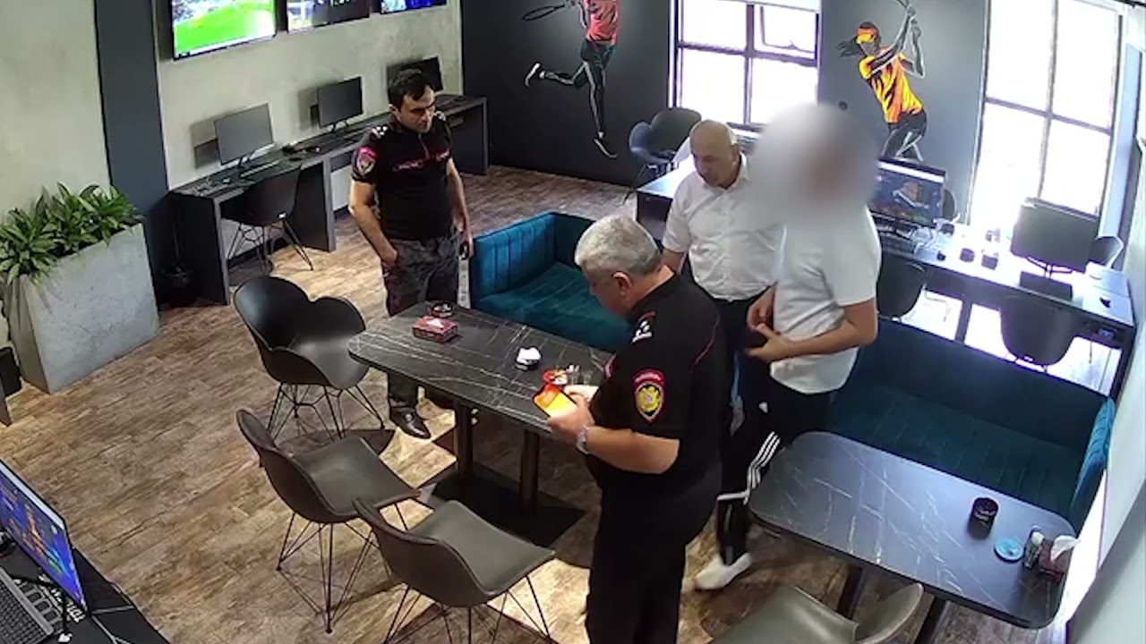 Զինված տղամարդը տեղափոխվել է ոստիկանություն