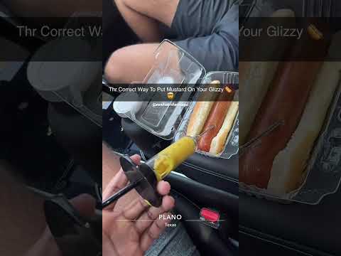 CORRECT WAY TO PUT MUSTARD ON HOT DOG 🌭😳😈 #shorts