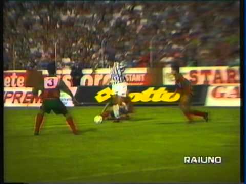 1994 (October 18) Maritimio (Portugal) 0-Juventus (Italy) 1 (UEFA Cup).mpg
