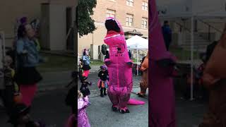 HaPpy PiA &amp; the DaNciNg DiNoSaUrs @ 2017 HaLLoWeEn pArTy 🎃🎃🎃🎃🎃