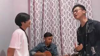 Download lagu #storywa #cowogantengcovergitar  STORY WA!! COWOK GANTENG MAIN GITAR( LELAH HATI INI TANPANYA) mp3