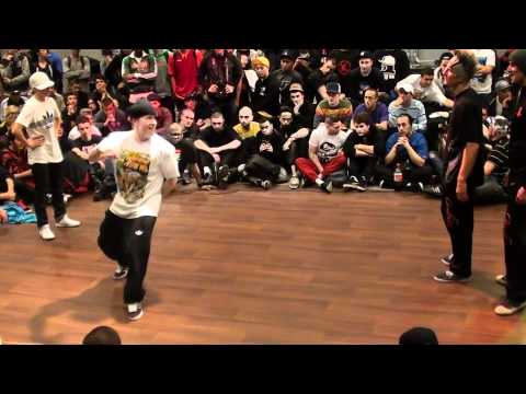 Raw Circles 2011 - 1/8 Finals - Flow Mo (Focus & At) vs Breakin' Griffitz (Froz & Cima)