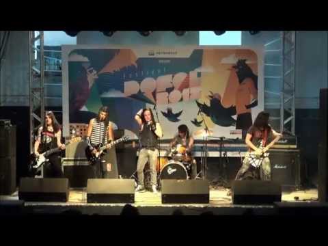 HOTTNYTE - Welcome to the Show (Live at Festival DoSol 2012)