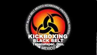 preview picture of video 'Kickboxing Black Belt Tapanatepec. Oax. 4° Pelea'
