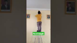 Download lagu pemasangan Foto Pak Jokowi dan Pak Ma'ruf Amin#shorts mp3