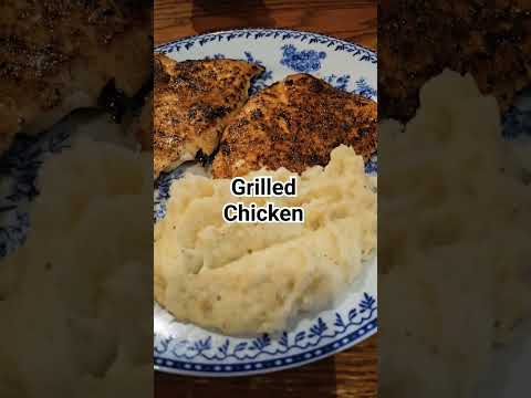 Perfect Grilled Chicken Gluten Free Meal At Cracker Barrel Restaurant | Gluten Free Life For Us