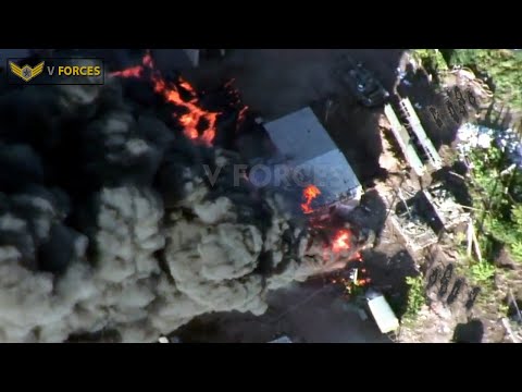 Big explosion!! Ukrainian HIMARS strike destroy Russian ammo depot in terrible counterattack