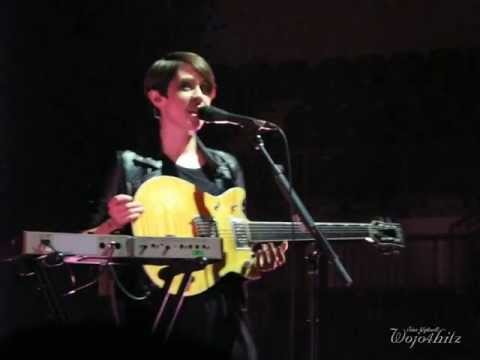 10/20 Tegan & Sara - T&S Were Too Little To Mosh + WDTTG @ Mile One Center, St. John's, NL 7/29/13