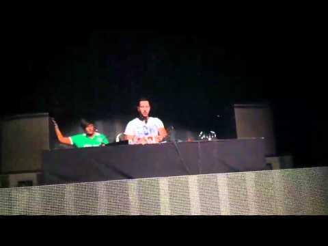 Cedric Gervais opener escape from wonderland 2011