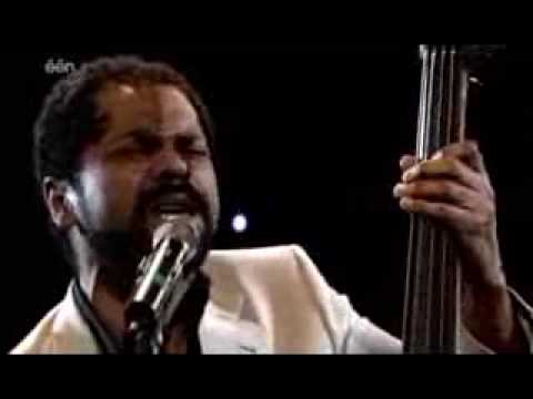 Ronny Mosuse - Laat Me Niet Alleen (Live)