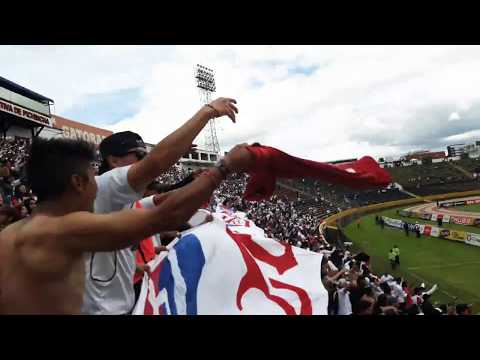 "LIGA DE QUITO (3) VS IDV (2) - MUERTE BLANCA ES CARNAVAL FESTEJO DE LA HINCHADA" Barra: Muerte Blanca &bull; Club: LDU