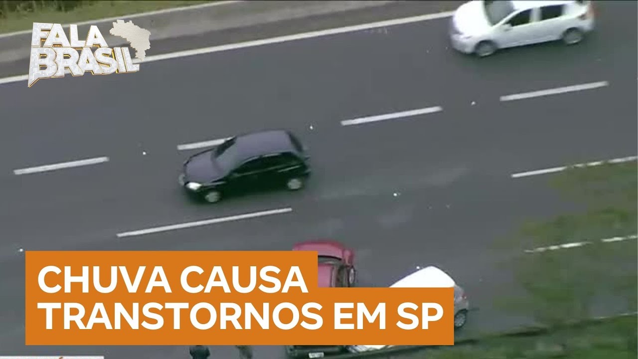 Chuva melhora qualidade do ar, mas também provoca transtornos em São Paulo