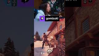 仲間の死を目の当たりにし見つめ合う二人 | gomizuki (#Twitch)
