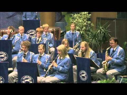 Vargöns Musikkår - The Raiders March