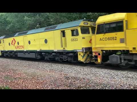 Aurizon ACD6055 , ACD6052 , G533 & Crew Car with Mixed Freight on it's way to Melbourne