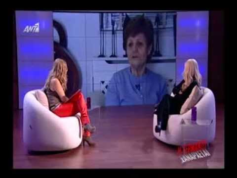 Gossip-tv.gr Η μητέρα της Μαρία Μπακοδήμου μιλάει για τα παιδικά χρόνια της παρουσιάστριας