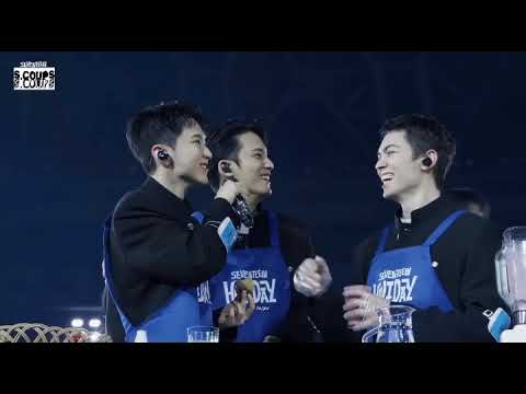 This is not a concert it's looks like GOING SEVENTEEN live😂 in Japan #SEVENTEEN #goingseventeen