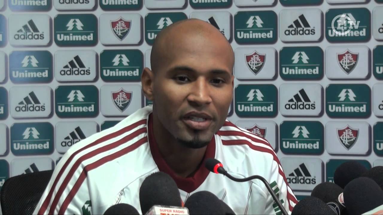 Wellington Silva é apresentado no Fluminense