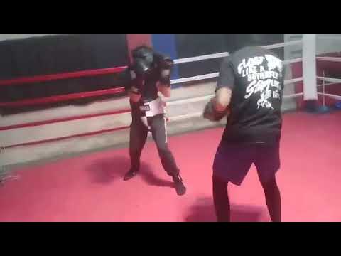 diego silva 2-0-0 vs Francisco gopar 5-0-0 pro  (sparring en 2019)