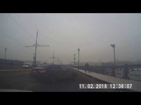 Поребрик спас пешехода