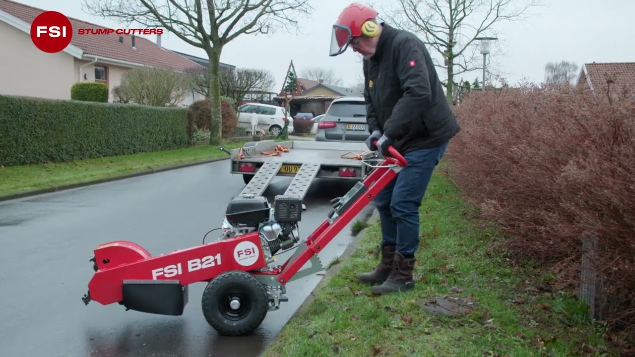 Cortador de cepos FSI B21 com motor Kohler de 14 CV