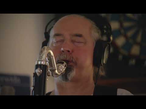 JERZY MAZZOLL - Na szarej ziemi drobinki kurzu (Live)