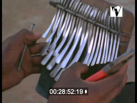 1975, Religion At The Family Level, Zimbabwe, music, Mbira tuning, Gwanzura Gwenzi, Shona rituals