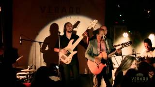 Vanito Brown - Divino Guion (Live at Vedado Social Club)
