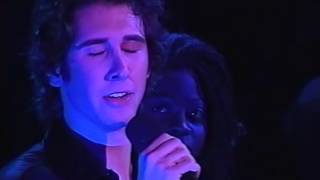 Josh Groban sings Maria