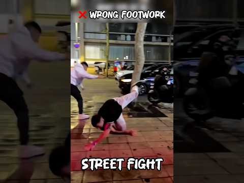 👊 Footwork matters! #selfdefense #mma #martialarts #kickboxing #muaythai #ytshorts #shorts #boxing