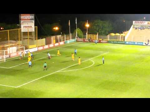 Gol de Diego González Vega. Crucero del Norte 0-1 Independiente Rivadavia.