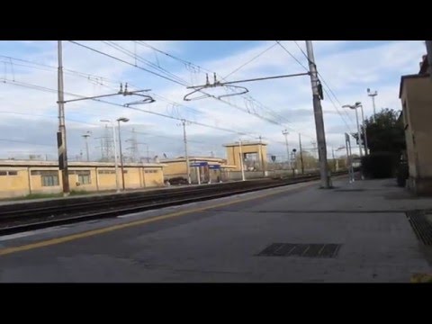 E 656 con bisarche in transito a Gallese in Teverina