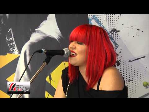 Annely Cole la Radio3Net