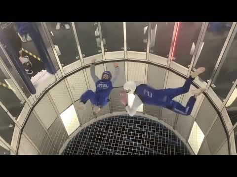 Anna 10 jaar, indoor skydiven Roosendaal 10/12/2022