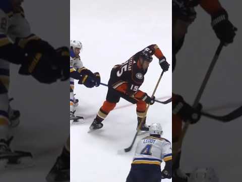 Ponto final de Ryan Getzlaf na NHL 🤯