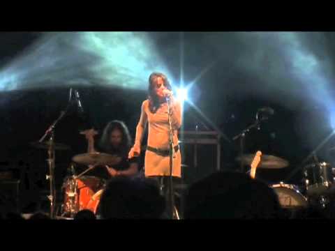 MICOL MARTINEZ live in CARROPONTE 2 SETTEMBRE 2011