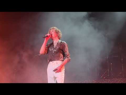 Beck - One Foot In The Grave - Bridgeport CT - 9/6/2023 all copyrights to artist